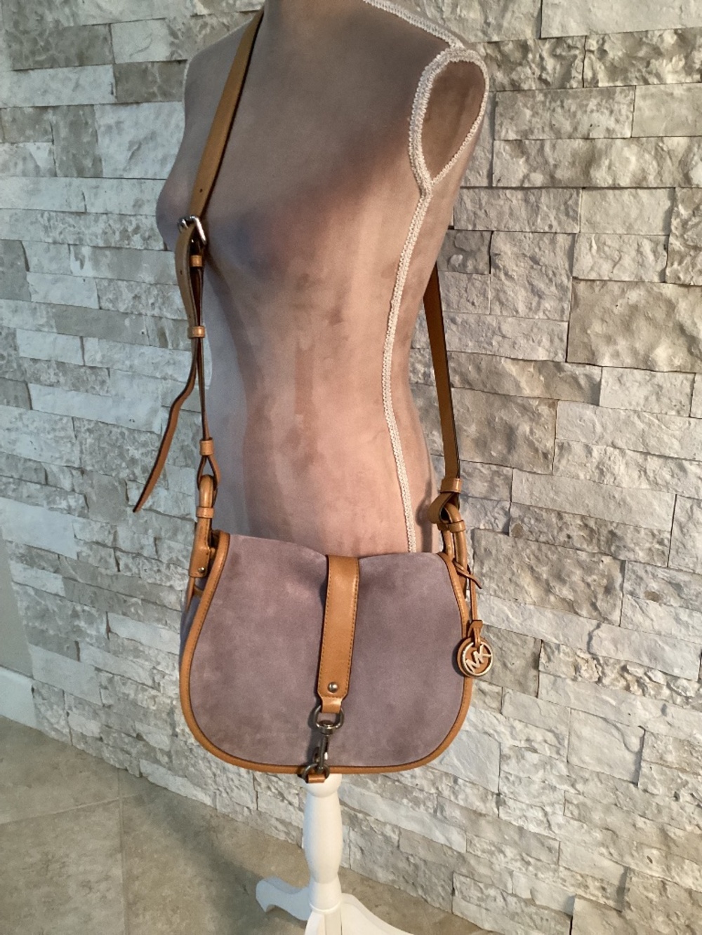 Michael Kors Jamie Large Suede Crossbody Saddle Bag Lilac Purple Tan